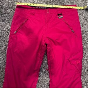 Oakley XL Magenta Snowboard/Ski/Snow Pants